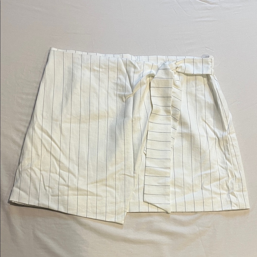 Women’s White Pinstripe Wrap Skirt with Tie